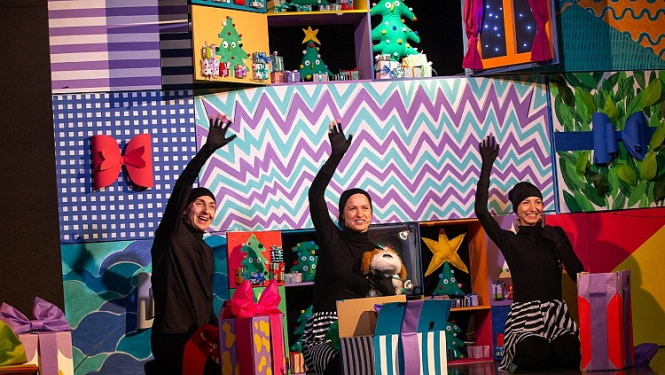 Liepājas Leļļu teātris piedāvā savu jaunāko izrādi “Ziemassvētku vecīšu dumpis”