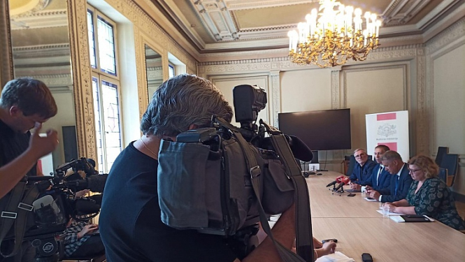 KM un Liepājas dome vienojas par risinājumiem Liepājas teātra atbalstam; arī atvērt diskusiju par profesionālo reģionālo teātru juridisko statusu