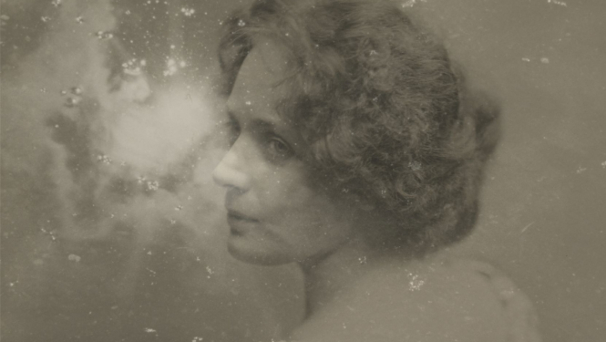 Attēls no Elinas Salorantas videomākslas darba “Vēstule no Ellijas”. 2019.