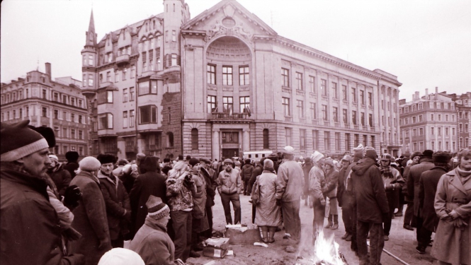 Barikādes Doma laukumā