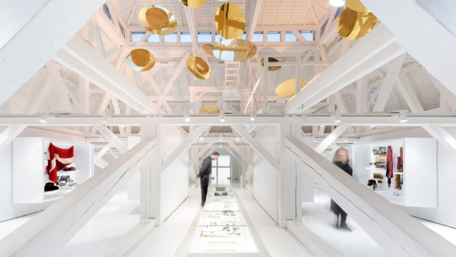 Latvijas Bankas simtgades izstādes “VĒRTĪBU ZĪMES” ekspozīcija Latvijas Nacionālajā mākslas muzejā. Rīga, 2022./2023. Foto: Vents Āboltiņš