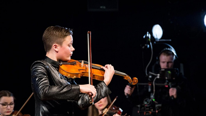 Kultūras ministrija godinās izcilākos kultūrizglītības iestāžu audzēkņus