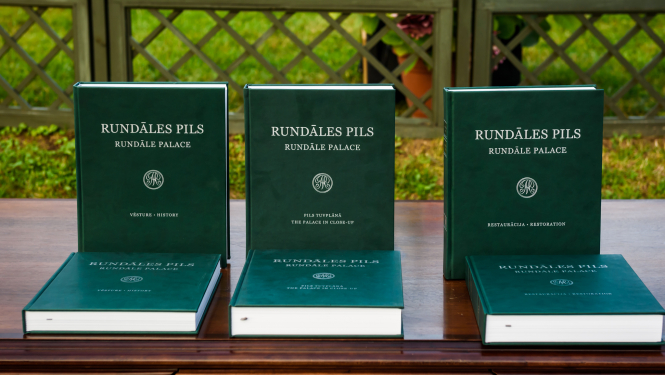 Monogrāfijas sērija. Foto: G. Ivuškāns.