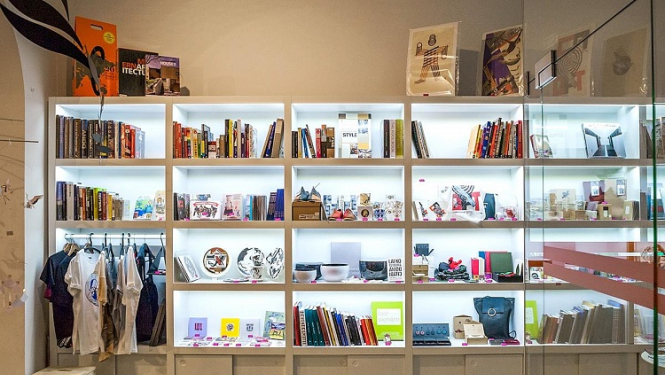 Muzeji varēs tirgot suvenīrus un iespieddarbus