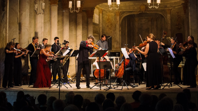 Koncerta vizuālais materiāls