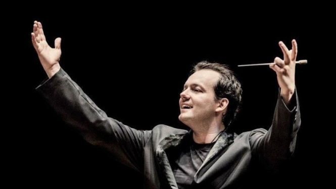Diriģents Andris Nelsons un Bostonas orķestris saņem Grammy balvu divās kategorijās