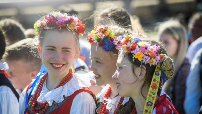 Latgales kongresa simtgade: 6. maijs – Tautu forums, Baltā galdauta svētki Daugavpilī un Kongresa noslēgums Rēzeknē