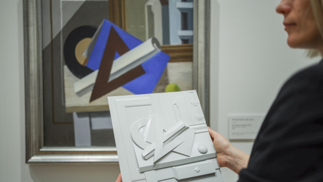 Multisensora ekskursija “Sajust un saklausīt mākslu” - glezna un tās taktilais modelis