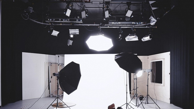 Valdība precizē nosacījumus fotogrāfu darbam un tiešraižu nodrošināšanai