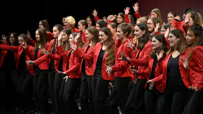 Hannoveres meiteņu koris uzstājas