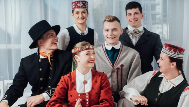 Latvijas reģionos un Rīgā izraudzīti desmit Dziesmu un deju svētku vēstneši