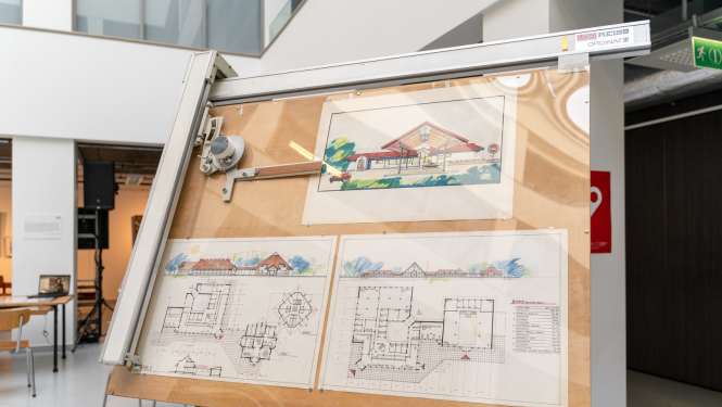 Profesoram un arhitektam Ivaram Strautmanim veltīta piemiņas izstāde