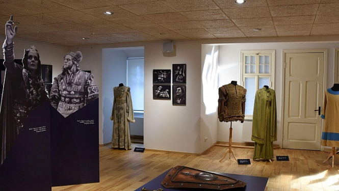 Raiņa un Aspazijas vasarnīca aicina uz Dailes teātra simtgadei veltītu izstādi