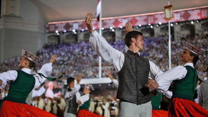 Apstiprināts Dziesmu un deju svētku tradīcijas saglabāšanas un attīstības plāns 2020. gadam