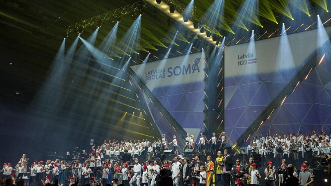 Ar 6000 skolēnu līdzdalību atklāta iniciatīva „Latvijas skolas soma”