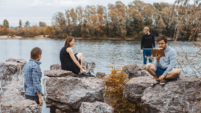 Nacionālā bibliotēka aicina uz grāmatas “Robinsons Krūziņš” brīvdabas lasījumu