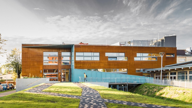 Topošie mākslinieki un dizaineri sāk mācības jaunajās LMMDV telpās Alejas ielā