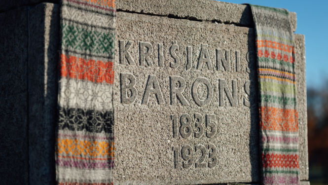 Piemineklis Krišjānim Baronam