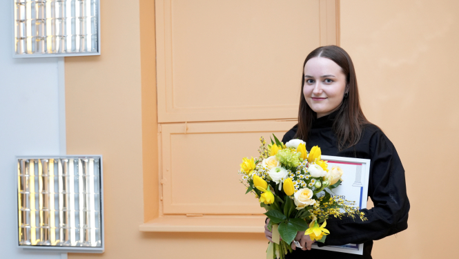 Galvenās balvas ieguvēja māksliniece Elizabete Andersone