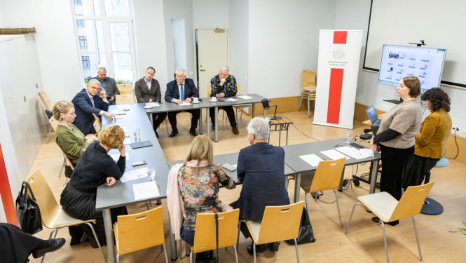 Dziesmu un deju svētku padomes sēdes norise un tās dalībnieki LNKC telpās