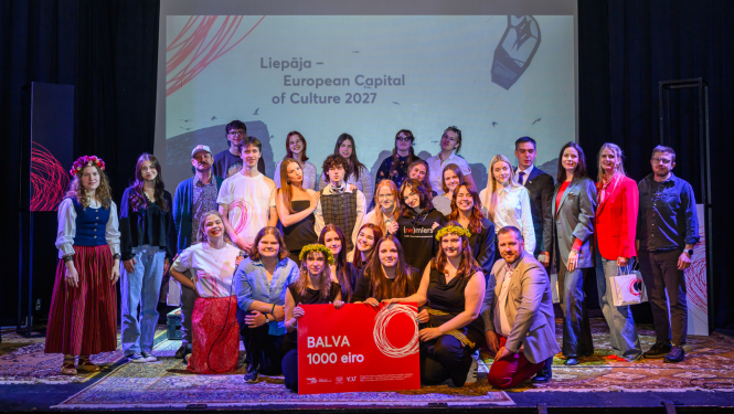 1000 eiro balva tiek piešķirta pasākuma “Ravegrieži” organizēšanai Kuldīgā, grupas foto
