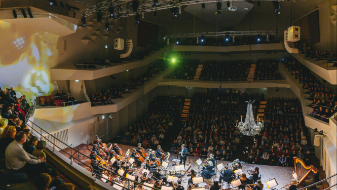 Vecgada koncerts ar Liepājas Simfonisko orķestri koncertzālē "Lielais dzintars" Liepājā