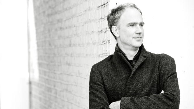 Vijolnieks, Brēmenes Vācu kamerfilharmonijas koncertmeistars Florians Donderers (Florian Donderer)