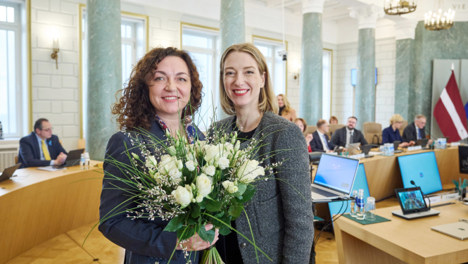 NKMP vadītāja Ināra Bula un Kultūras ministre Agnese Lāce, foto: Gatis Rozenfelds / Valsts kanceleja