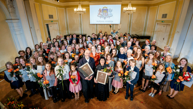 KM apbalvotie kultūrizglītības nozares audzēkņi un skolotāji - LNKC Cimzes balvas saņēmēji