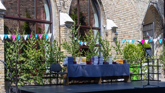 Latvijas Kultūras akadēmijas izlaiduma publicitātes foto