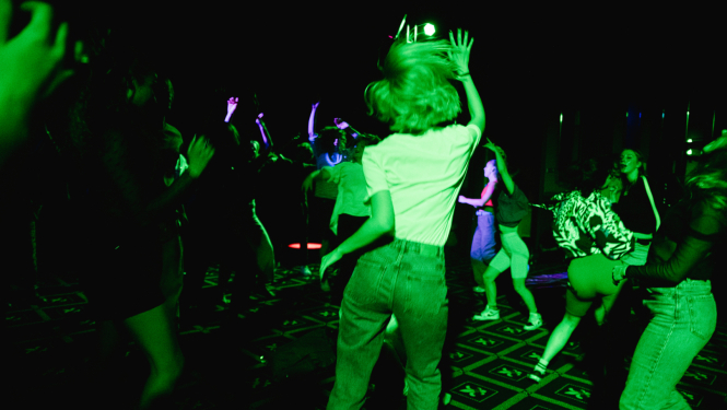 Izrādes "Brīvība zaudēt kontroli kopā ar citiem" darba process