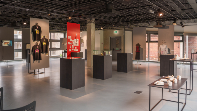 Liepājas Bērnu mākslas skolas absolventu noslēguma darbu izstādes “NOSLĒGUMS” zāle