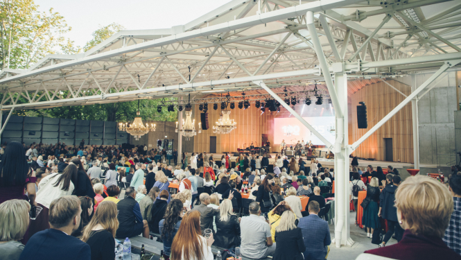 Skolu salidojums koncertdārzā “Pūt, vējiņi!”