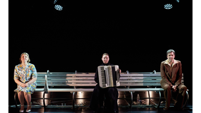 Teātra publicitātes foto no izrādes "Soliņš". Foto: Vadims Kožins