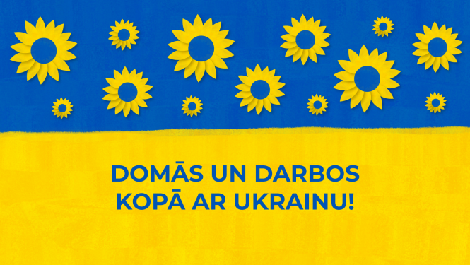 Ukrainas karoga krāsas zila un dzeltena; uzraksts: domās un darbos kopā ar Ukrainu