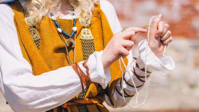 Adatas pinuma tehnikas demonstrējums