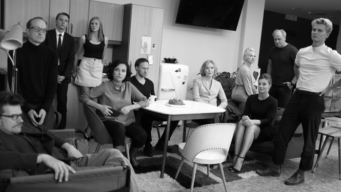 Jaunā Rīgas teātra aktieri daudzsēriju mākslas filmā “Aģentūra”.