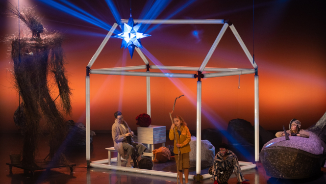 Izstādes vizuālais materiāls, foto: Daiga Vīksna