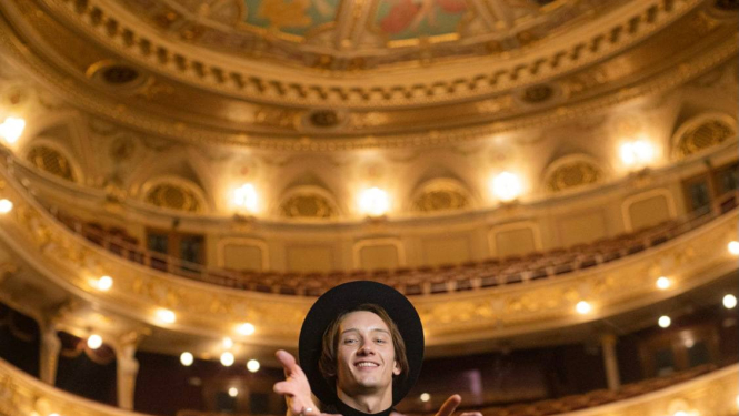 Mākslinieks Artems Šošins