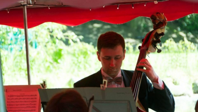 Kontrabasists Toms Timofejevs kļūst par pasniedzēju Ventspils Mūzikas vidusskolā