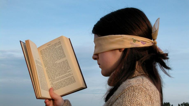 Jauni noteikumi par pieejamību grāmatām personām ar redzes traucējumiem