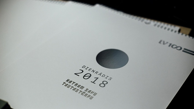 Tapis ''Katram savu tautastērpu'' kalendārs un plānotājs 2018. gadam