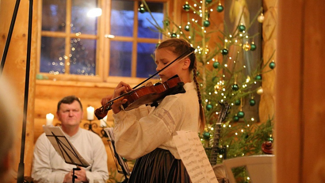 17. decembrī Tautas frontes muzejs tiešsaistē straumēs koncertu “Trīsdesmitie Ziemassvētki”