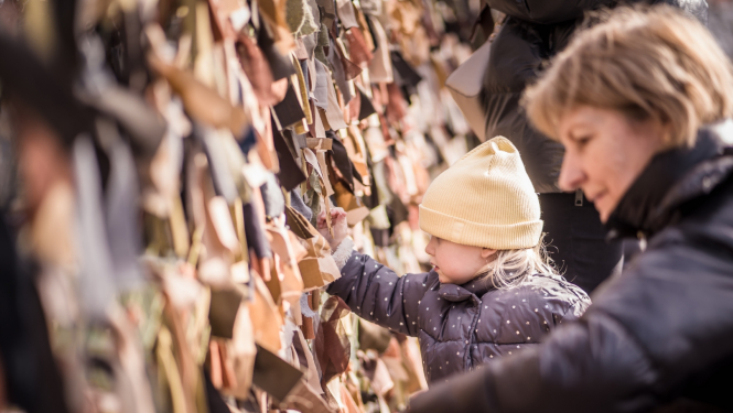 Maskēšanās tīklu gatavošana, foto: Kārlis Volkovskis