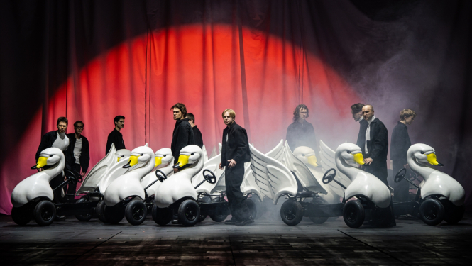 Mūzikls “Meža gulbji”, foto: Marko Rass