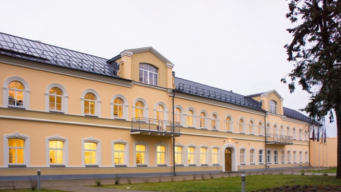 Daugavpils Dizaina un mākslas vidusskola „Saules skola” ieguvusi profesionālās izglītības kompetences centra statusu