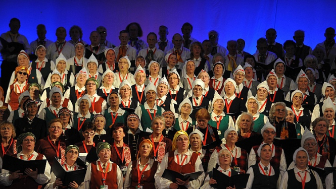 Latvijas senioru koru svētku koncerts “Trejdeviņi tēvu zemē” notiks Turaidas muzejrezervātā