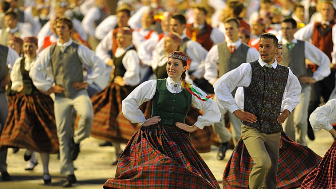 Kultūras ministre: "Svētku dalībnieku vēlmi būt uzklausītiem nedrīkst ignorēt."