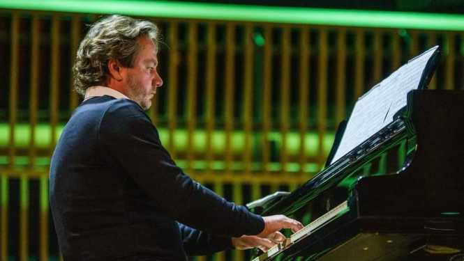 Pianists Endijs Renemanis (Latvija)