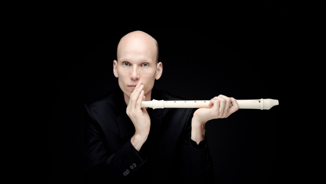 Mūziķa Ērika Bosgrafa portrets